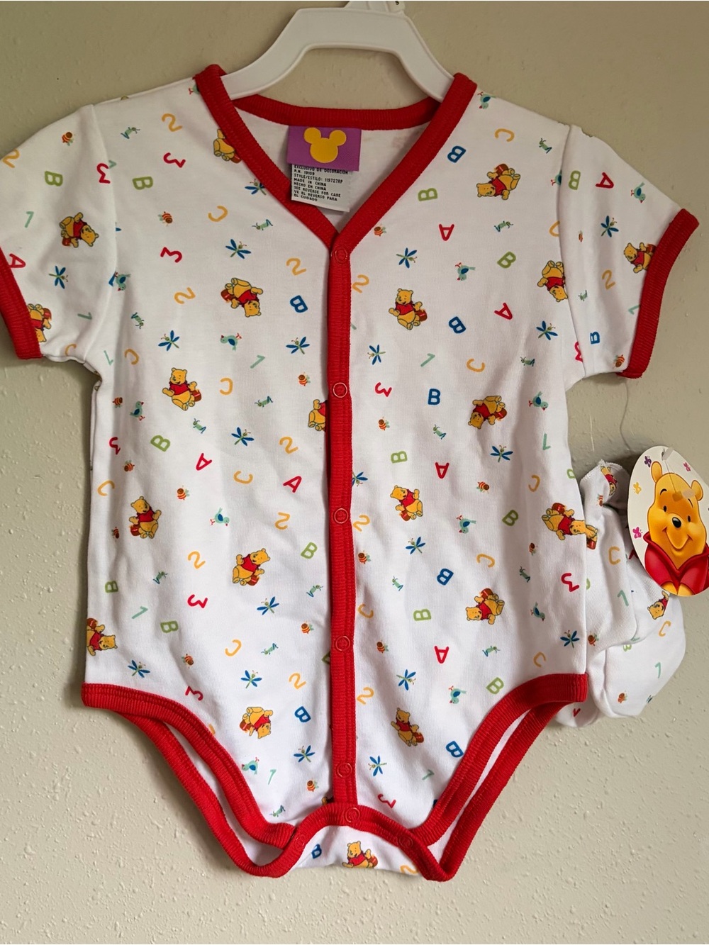 Vintage Disney Winnie the Pooh Short-Sleeve One-Piece with booties
